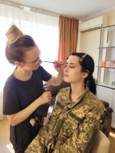 макіяж в салоні краси на Оболоні